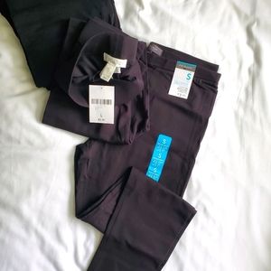 Assorted black leggings